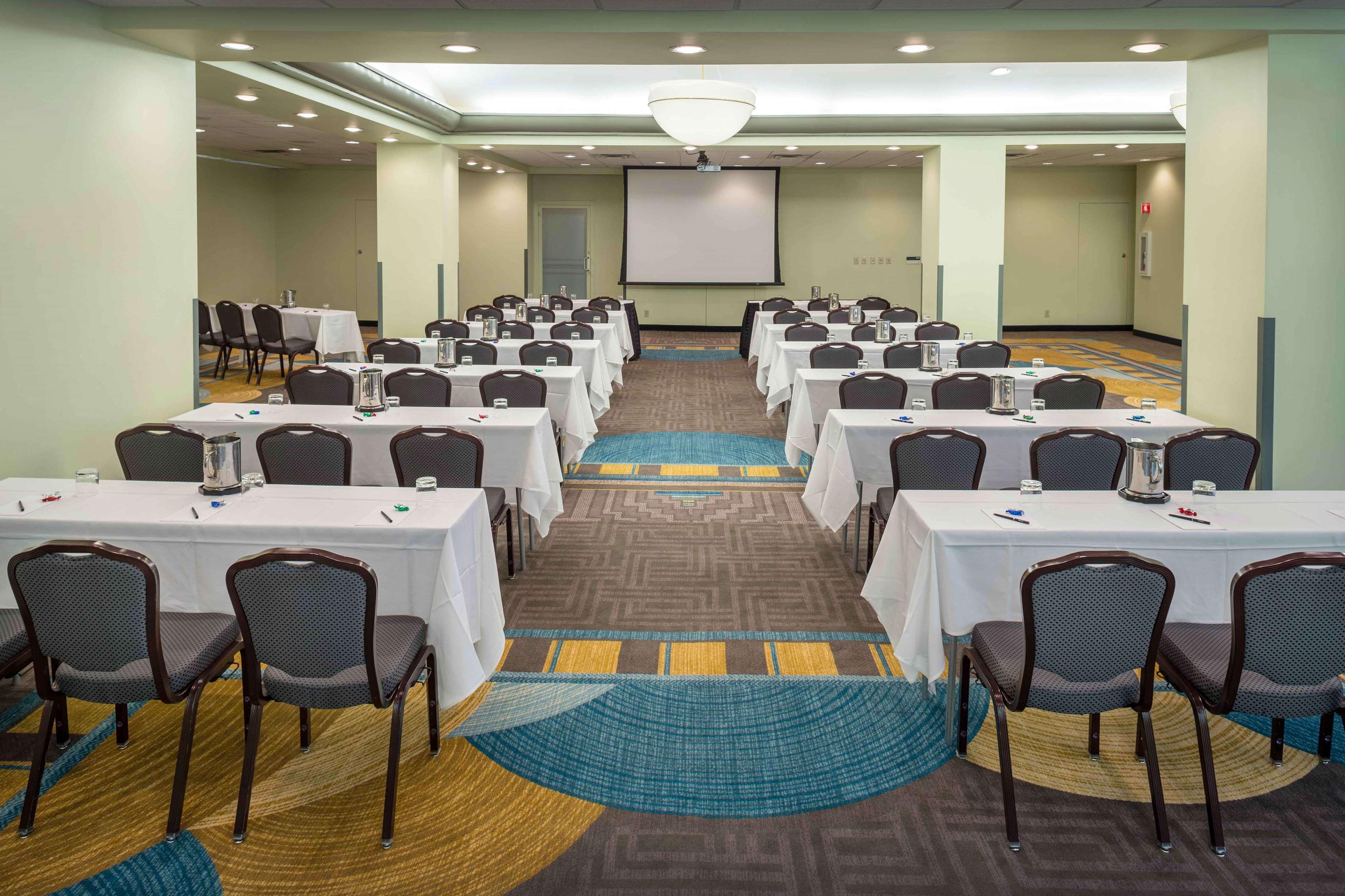 Hilton Cincinnati Netherland Plaza Luaran gambar